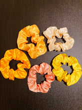 Load image into Gallery viewer, Yellow